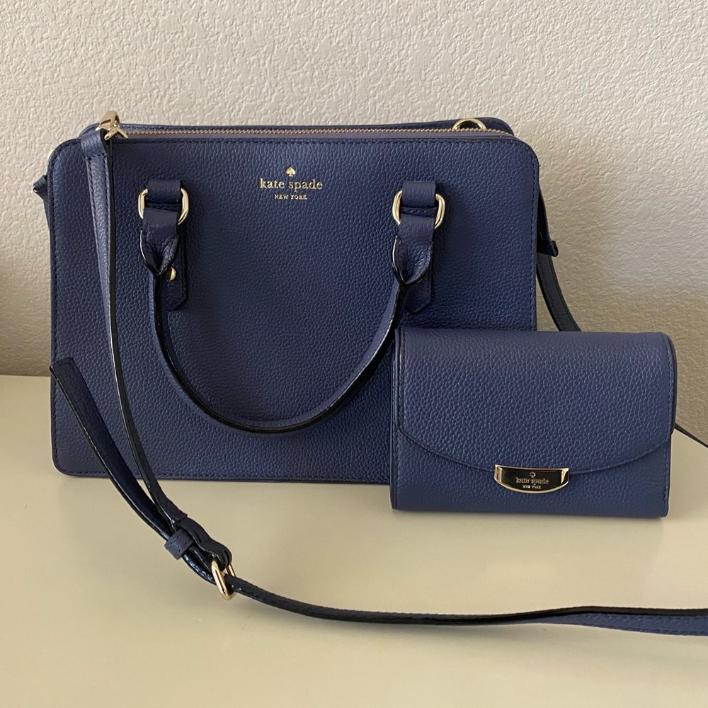 🔴SOLD ♠️ Kate Spade Crossbody Handbag & Wallet Set